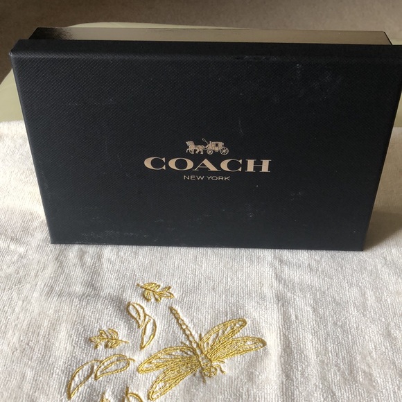 Coach Star Glitter Wristlet New w/tag - Picture 2 of 8